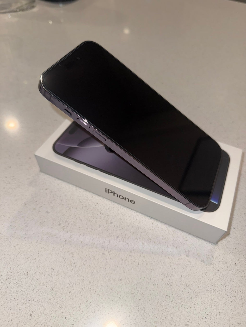 Apple iPhone 14 Pro Max 256 GB in Deep Purple Unlocked 8U59