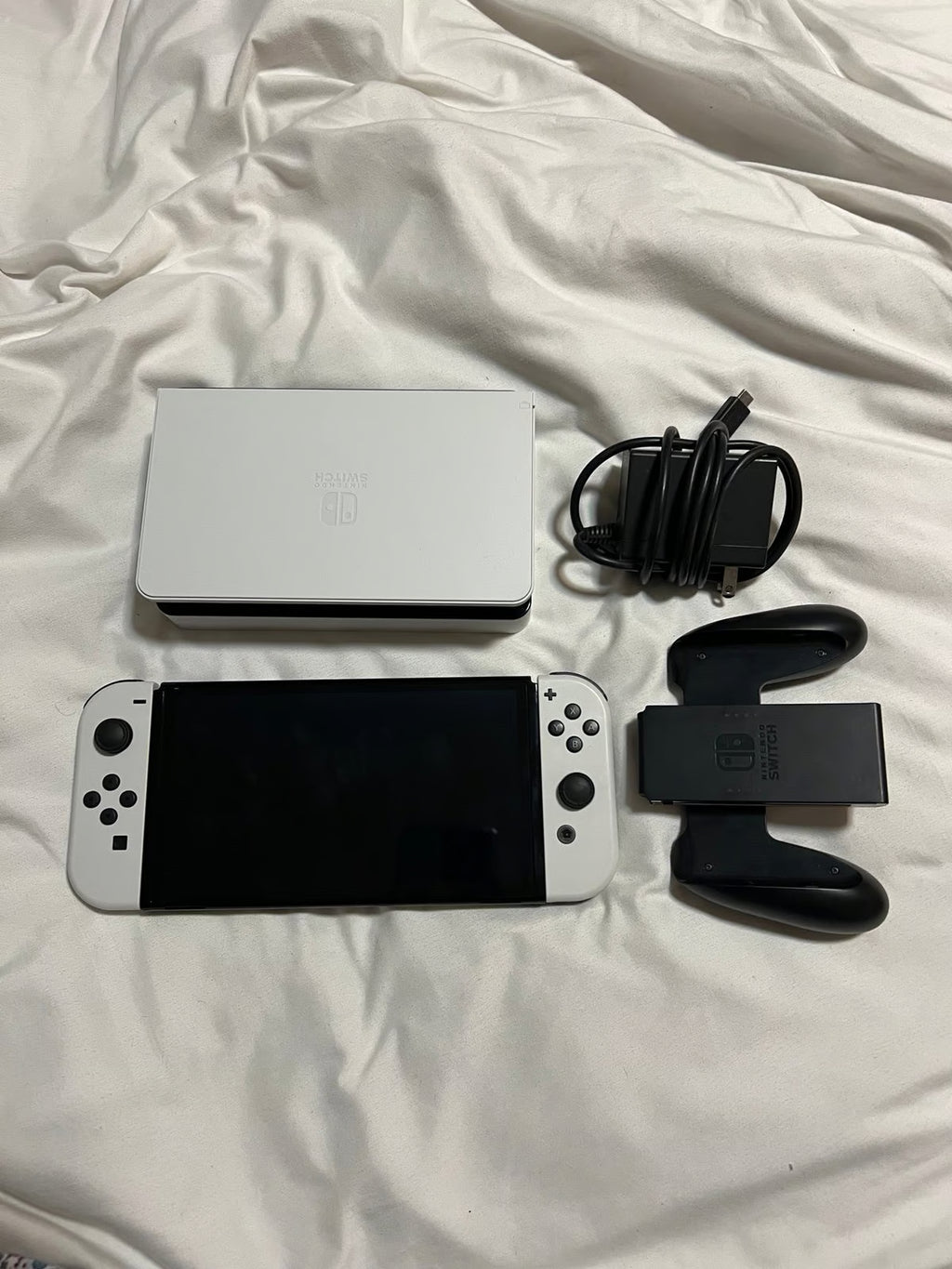 Nintendo switch OLED bundle 9K81