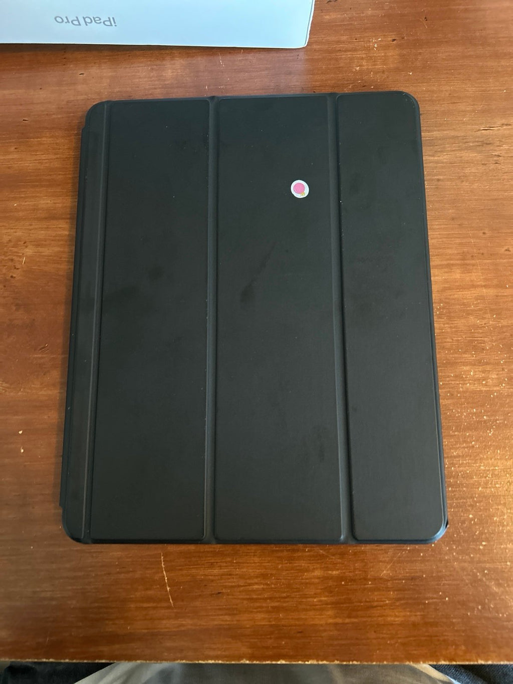 IPad Pro 6th generation 128gb WIFI + Cellular Bundle 2G28