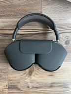 Apple AirPods Max Over-Ear Noise Cancelling Bluetooth Headphones - Space Gray 8V67