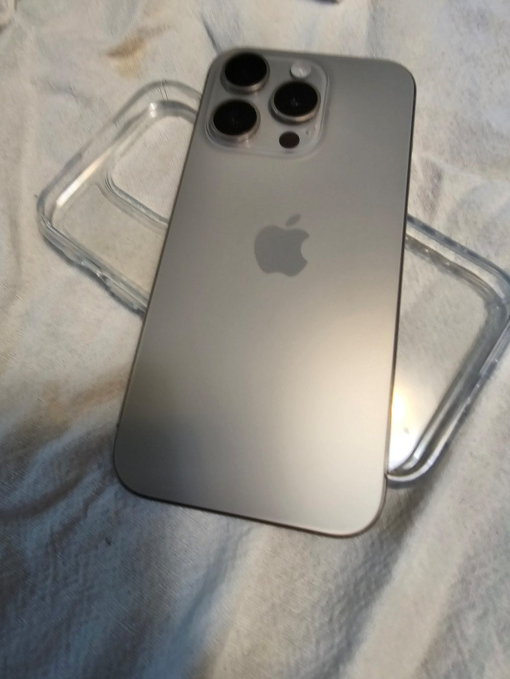 Apple iPhone 15 pro unlocked 9A21