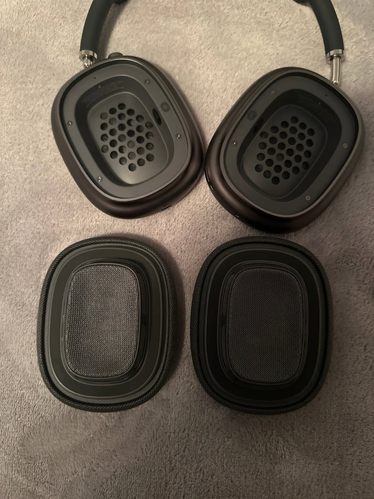 Apple AirPods Max 7A55