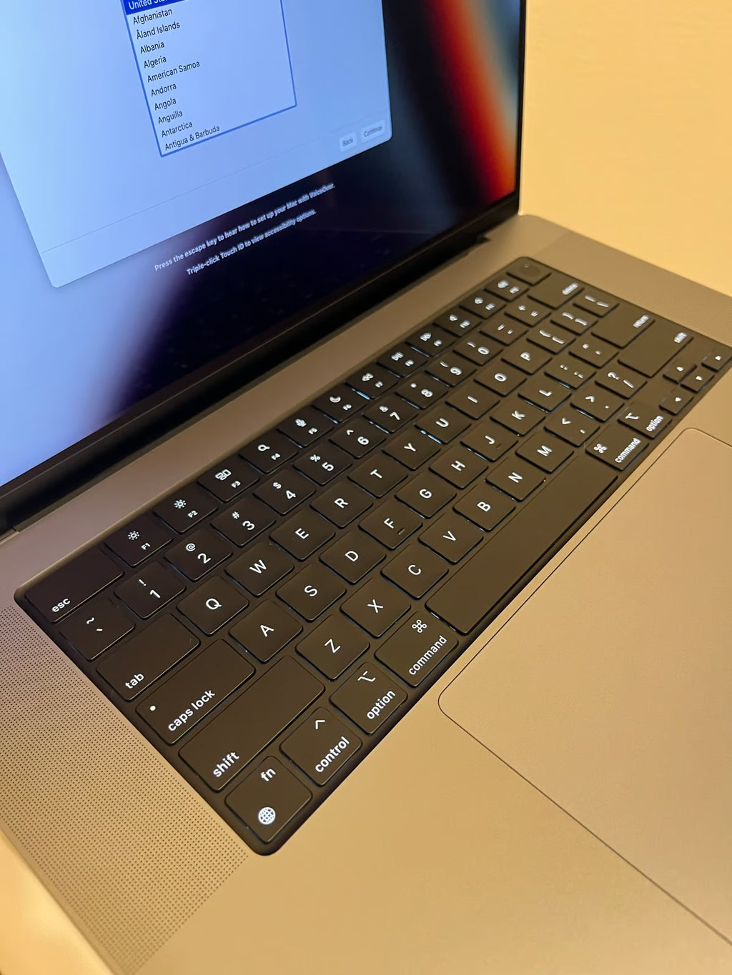 MacBook Pro 16"" Laptop Apple M1 Pro chip 16GB Memory 1TB SSD 7Y77