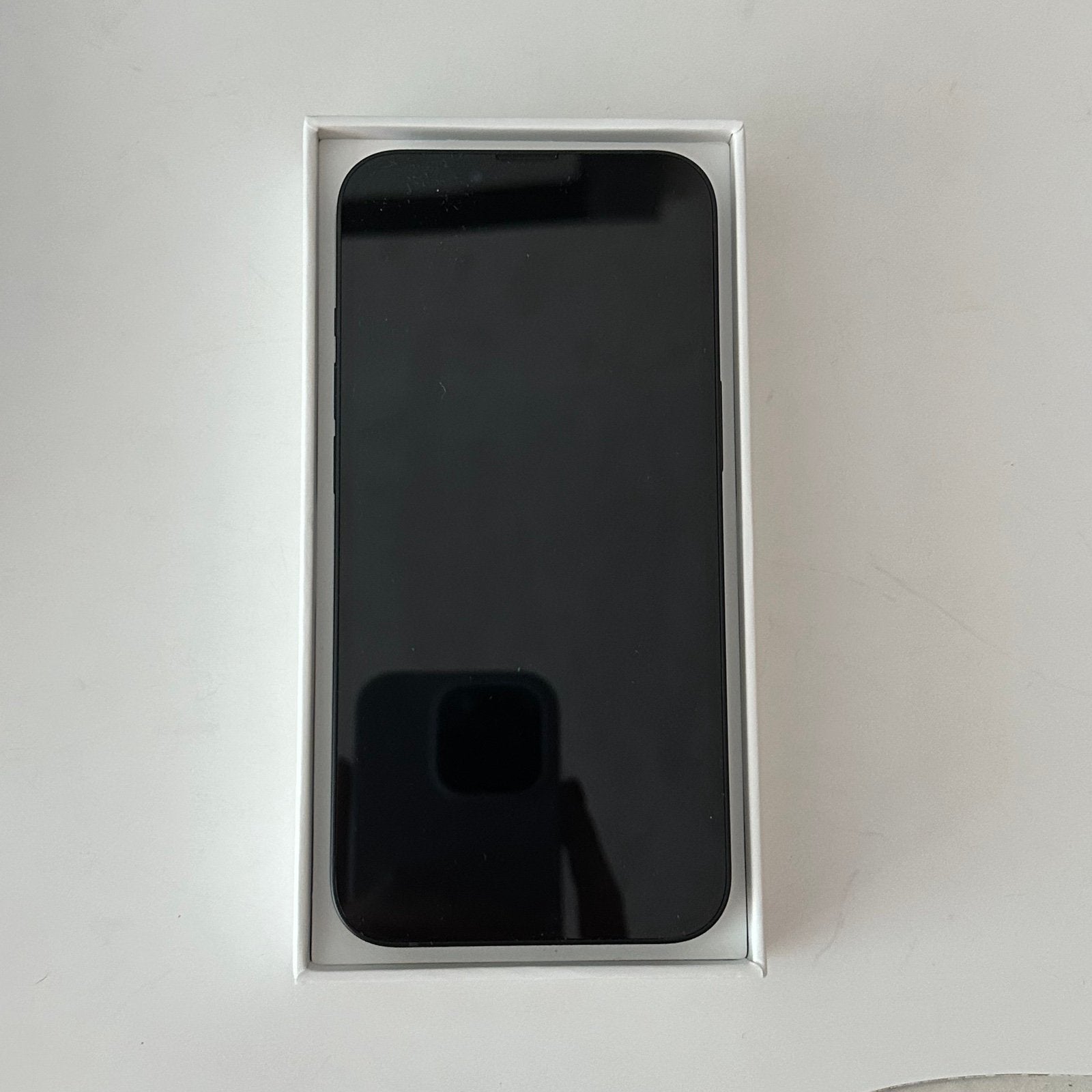 iPhone 13 128 GB T-Mobile Locked 7P91