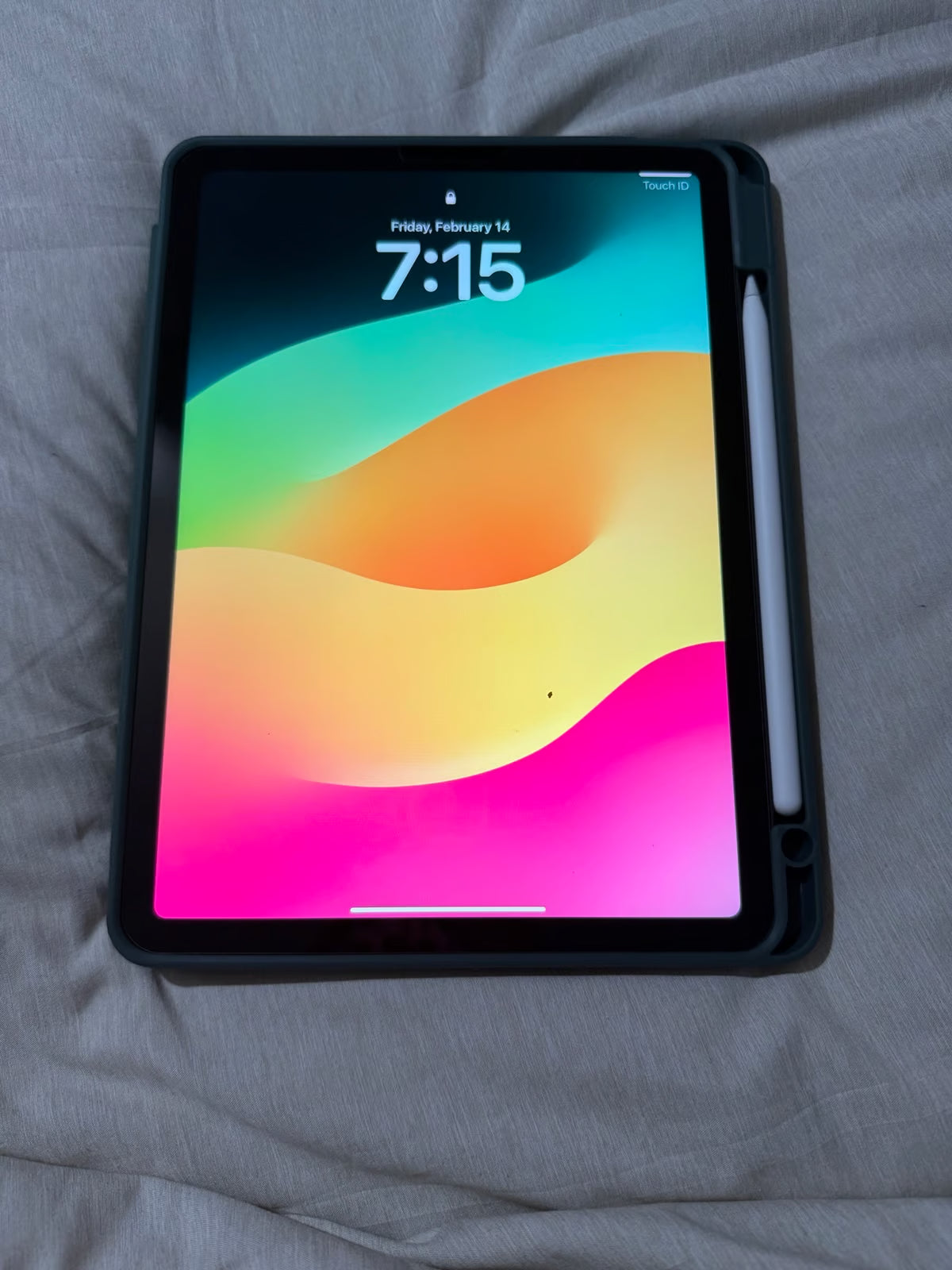 iPad Air 5th gen 8A52