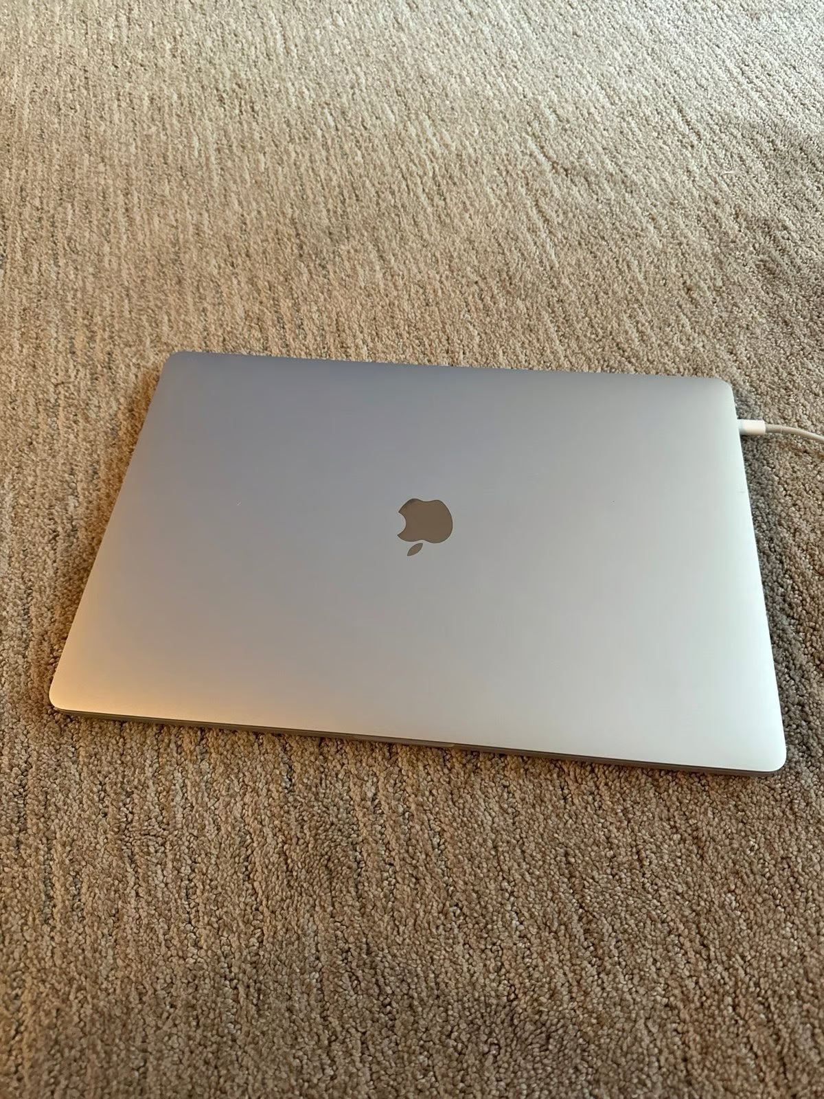 Apple MacBook Pro 16鈥?2019 6X89