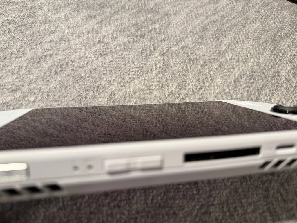 ASUS ROG Ally Z1 Extreme 8M39