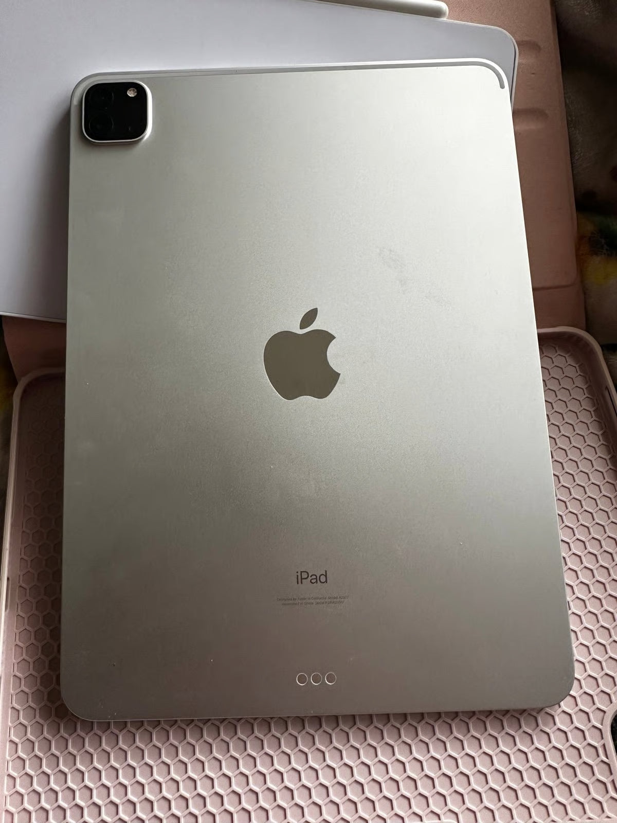 iPad Pro 3rd generation 11 inch 128gb 1U32