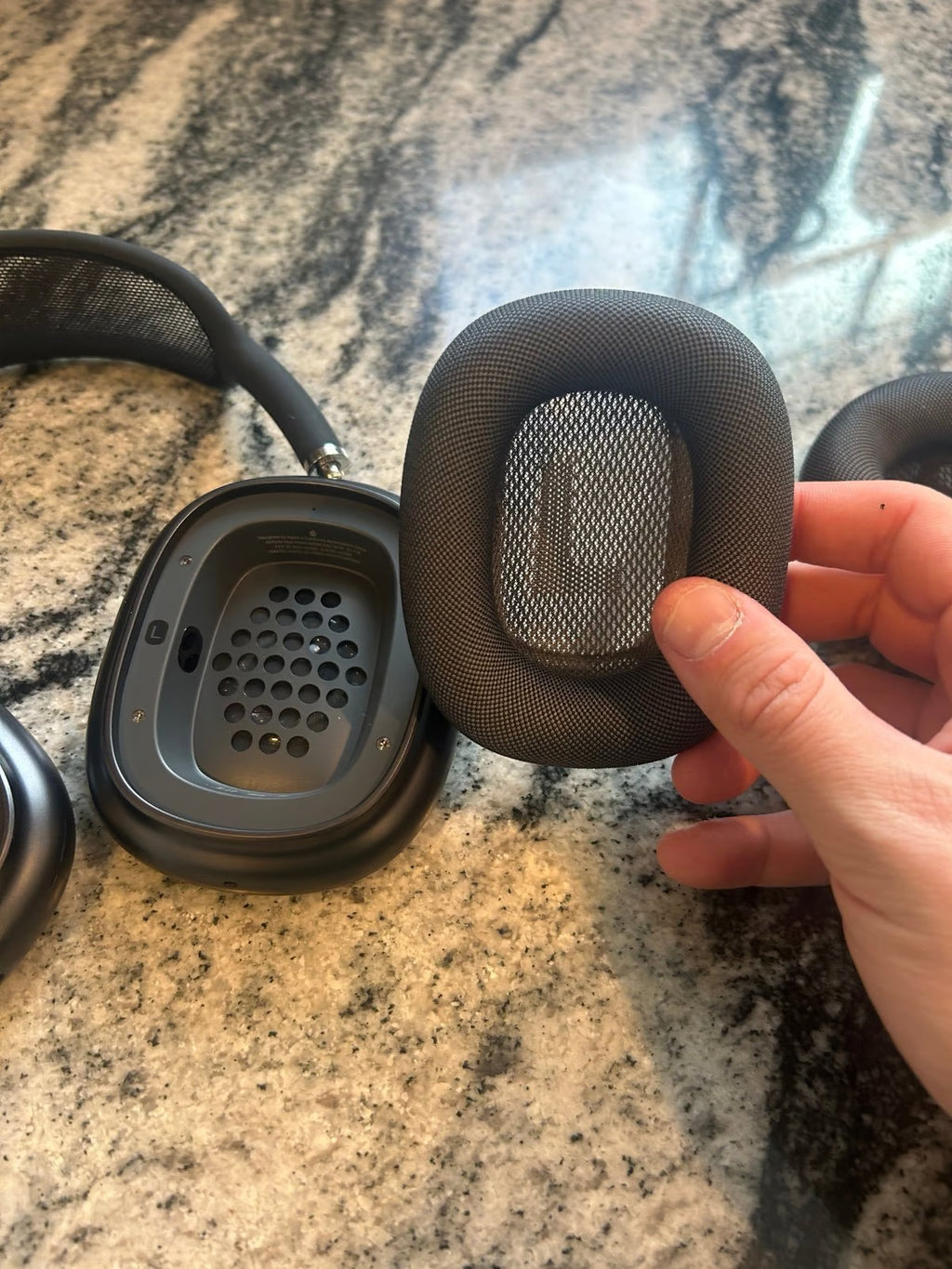 New AirPods Max Space Grey 9L87