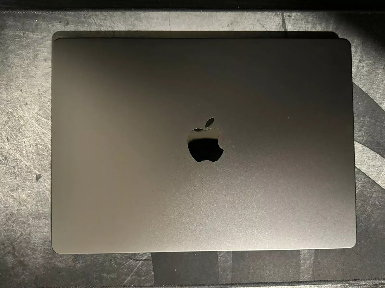 MacBook Pro 14 Nov 2023 M3 Pro 11-Core / 14-Core GPU 18GB 512GB Space Black 2N11