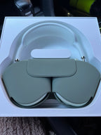 Apple AirPods Max in Green 7O37