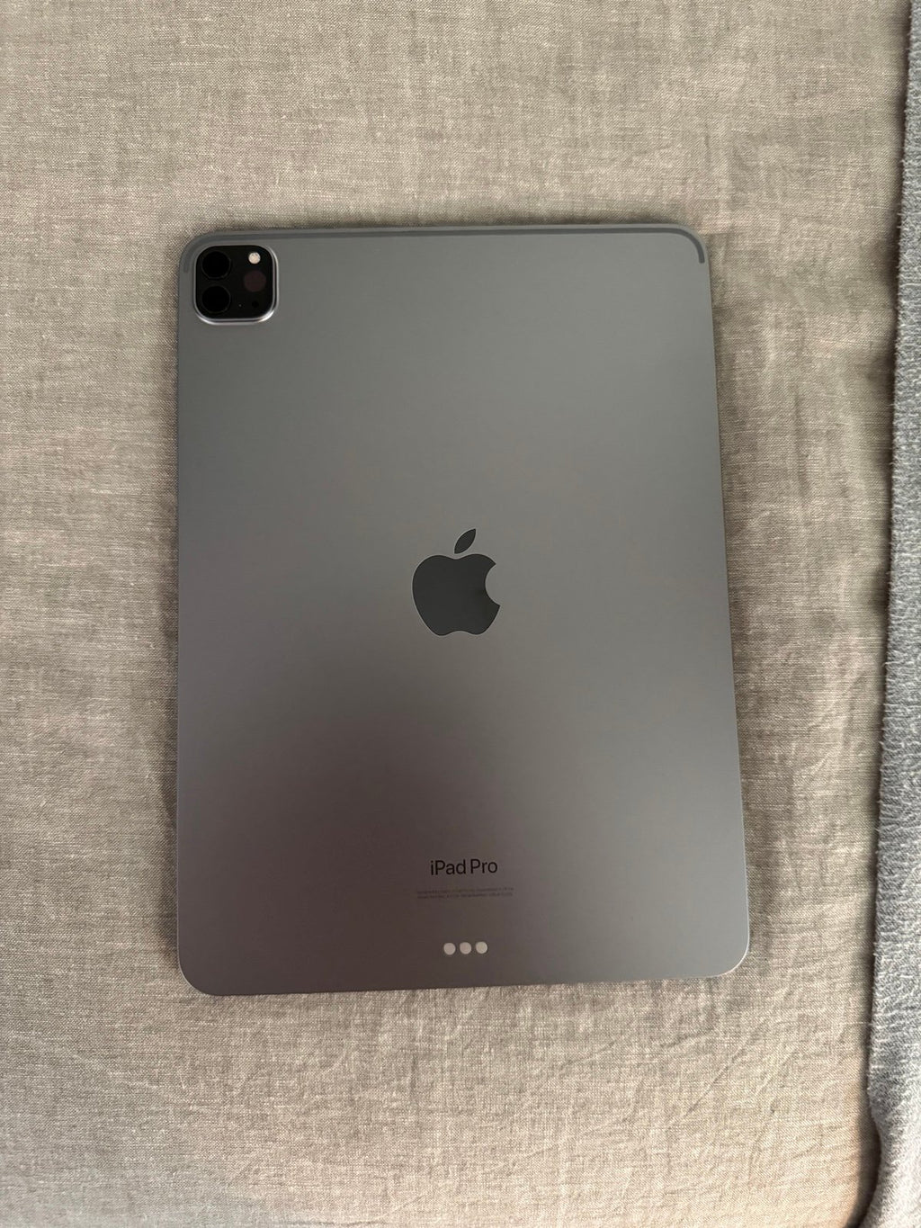 Apple iPad Pro 4th Generation 128 GB 5Y21