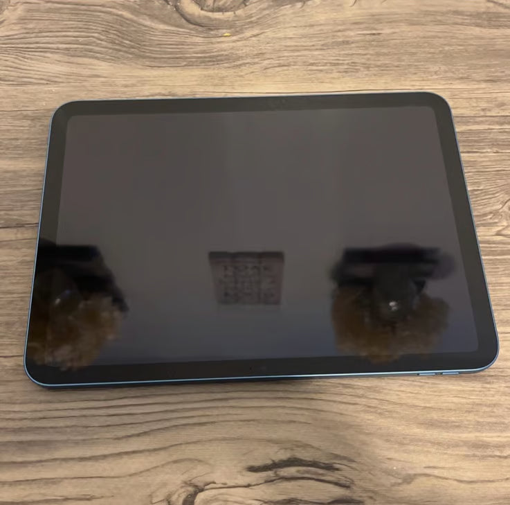 ipad 10th generation 256gb / plus a Magic Keyboard 1D78