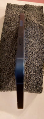 iphone 12 64 gb Blue Locked to Verizon Near Mint condition Battery health 100% 5V21