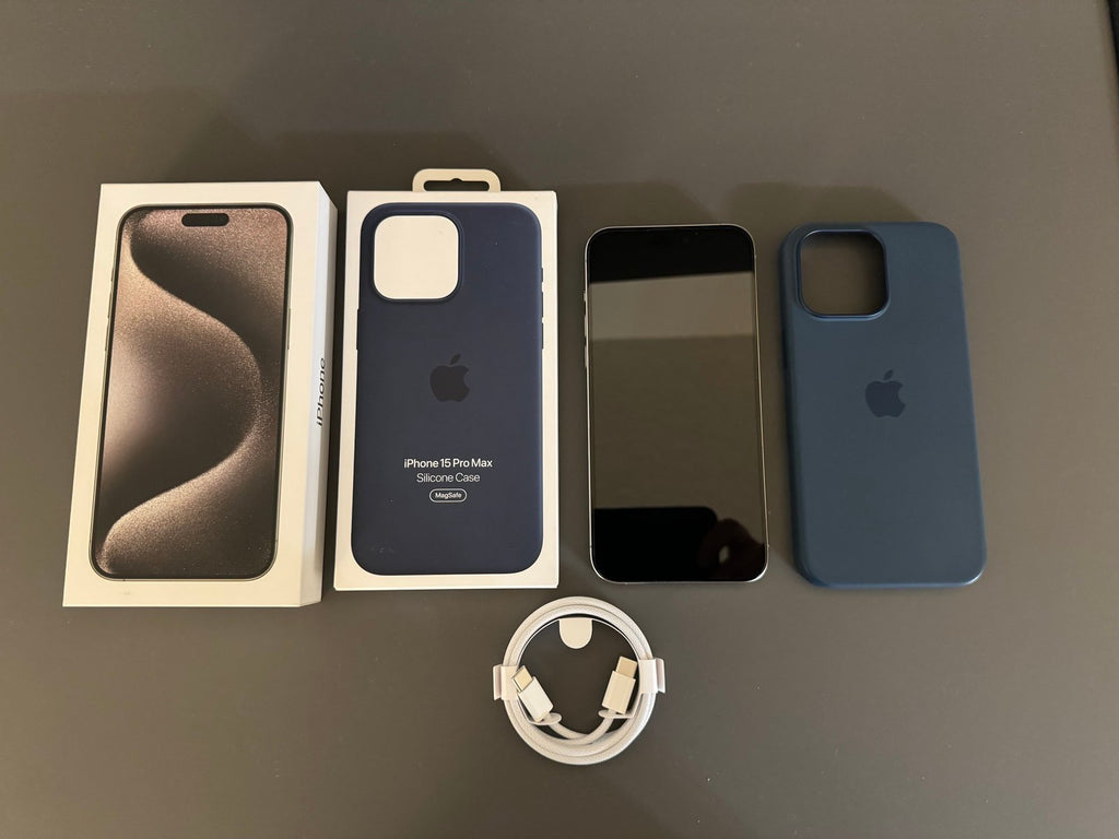 iPhone 15 Pro Max 512GB Unlocked 6W79