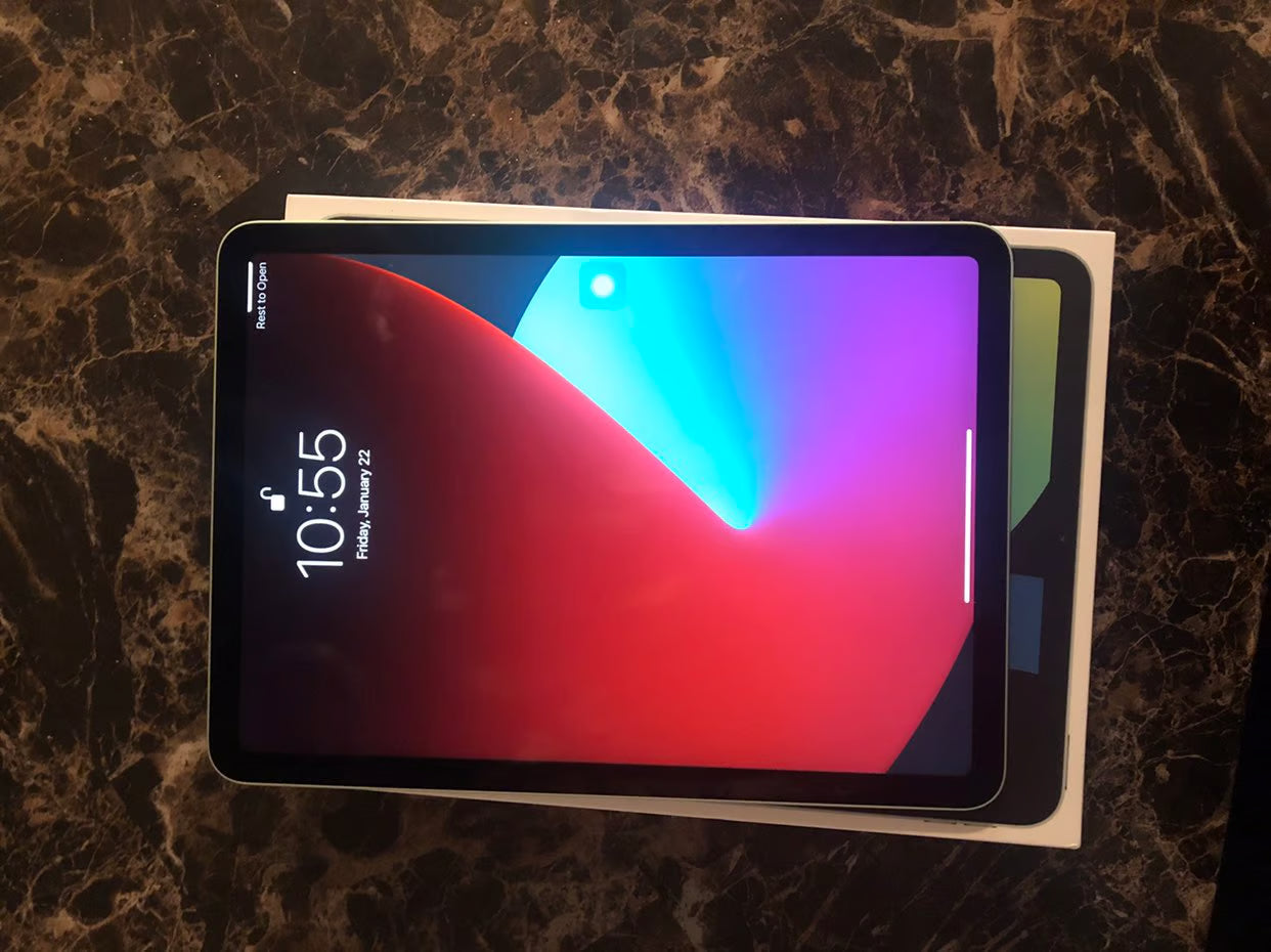 *BRAND NEW* iPad Air Generation 4 ( Late 5R13