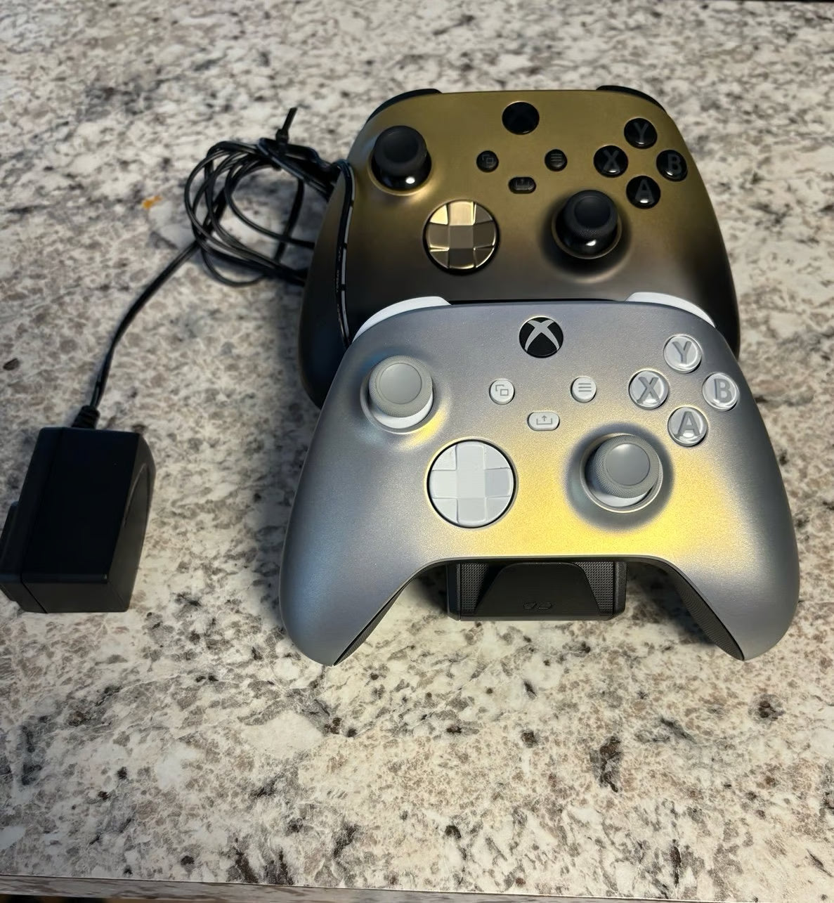 Xbox series x bundle 8Y79