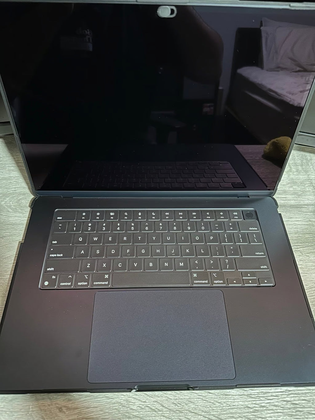 macbook air m2 15 inch 2Z61