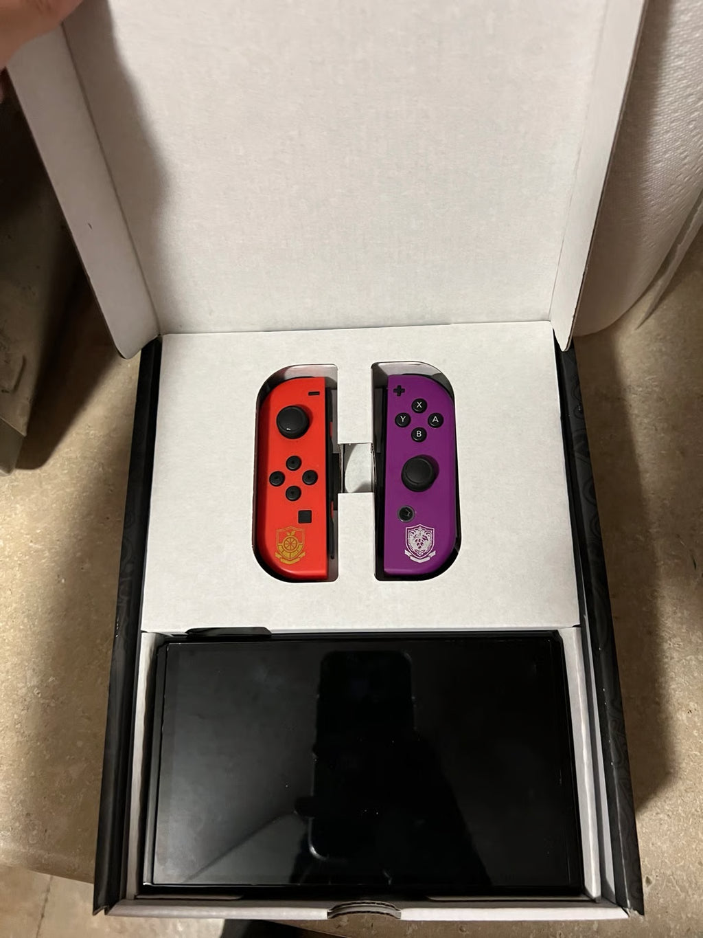 Nintendo switch oled Pokemon 3X28