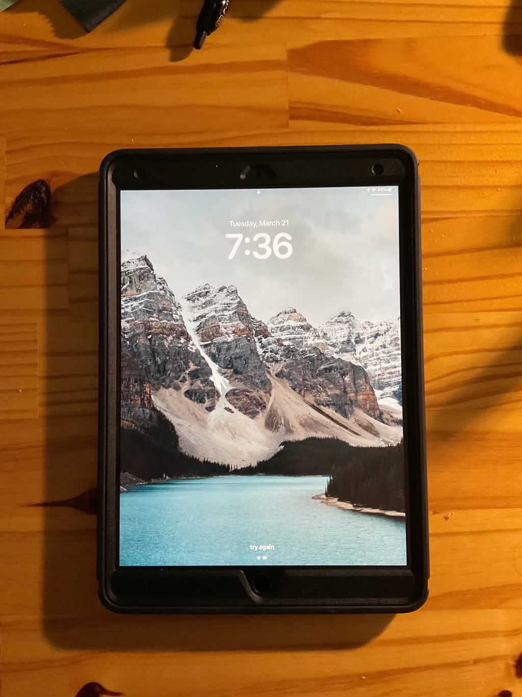 Apple iPad Air 3rd Generation 64 GB in Black 8K21