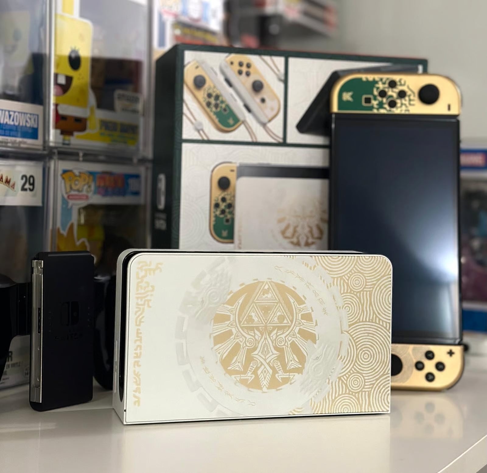 Nintendo Switch OLED Model - The Legend of Zelda Tears of the Kingdom Edition 5P93
