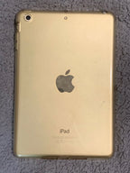 iPad mini 4th generation Gold 64 GB 5S21