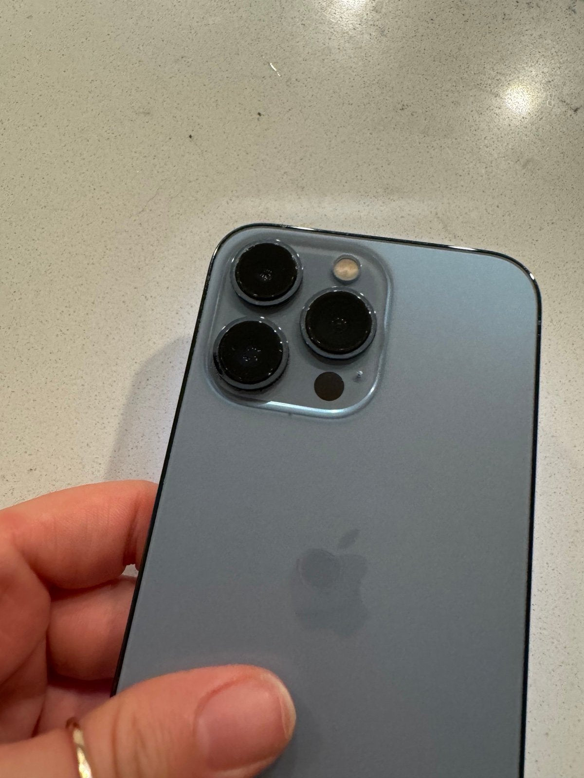 Apple iPhone 13 Pro unlocked. Perfect condition 6J68