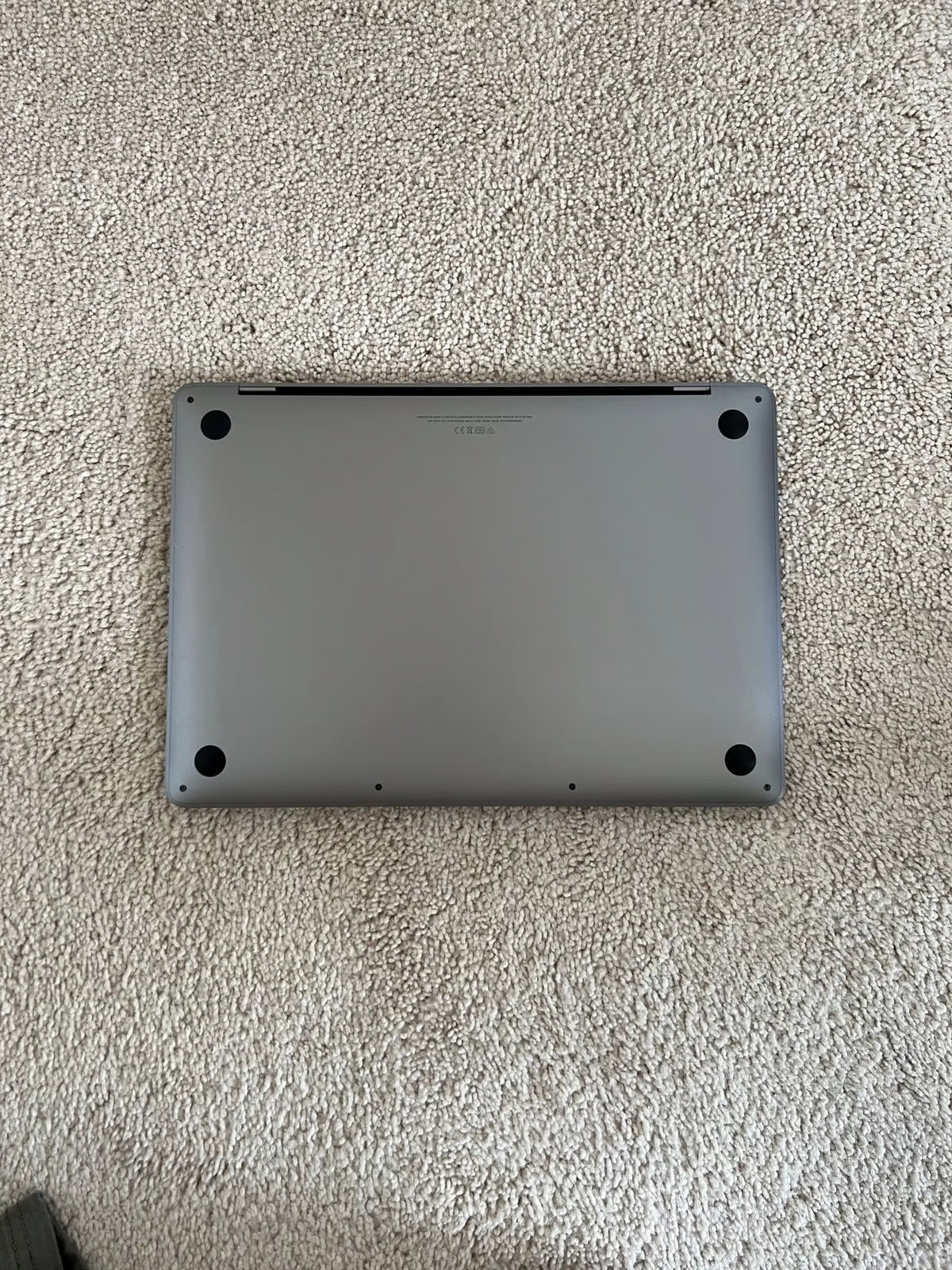 MacBook Pro 13 Inch A2338 8 GB Memory 256 SSD (2020) 8C53