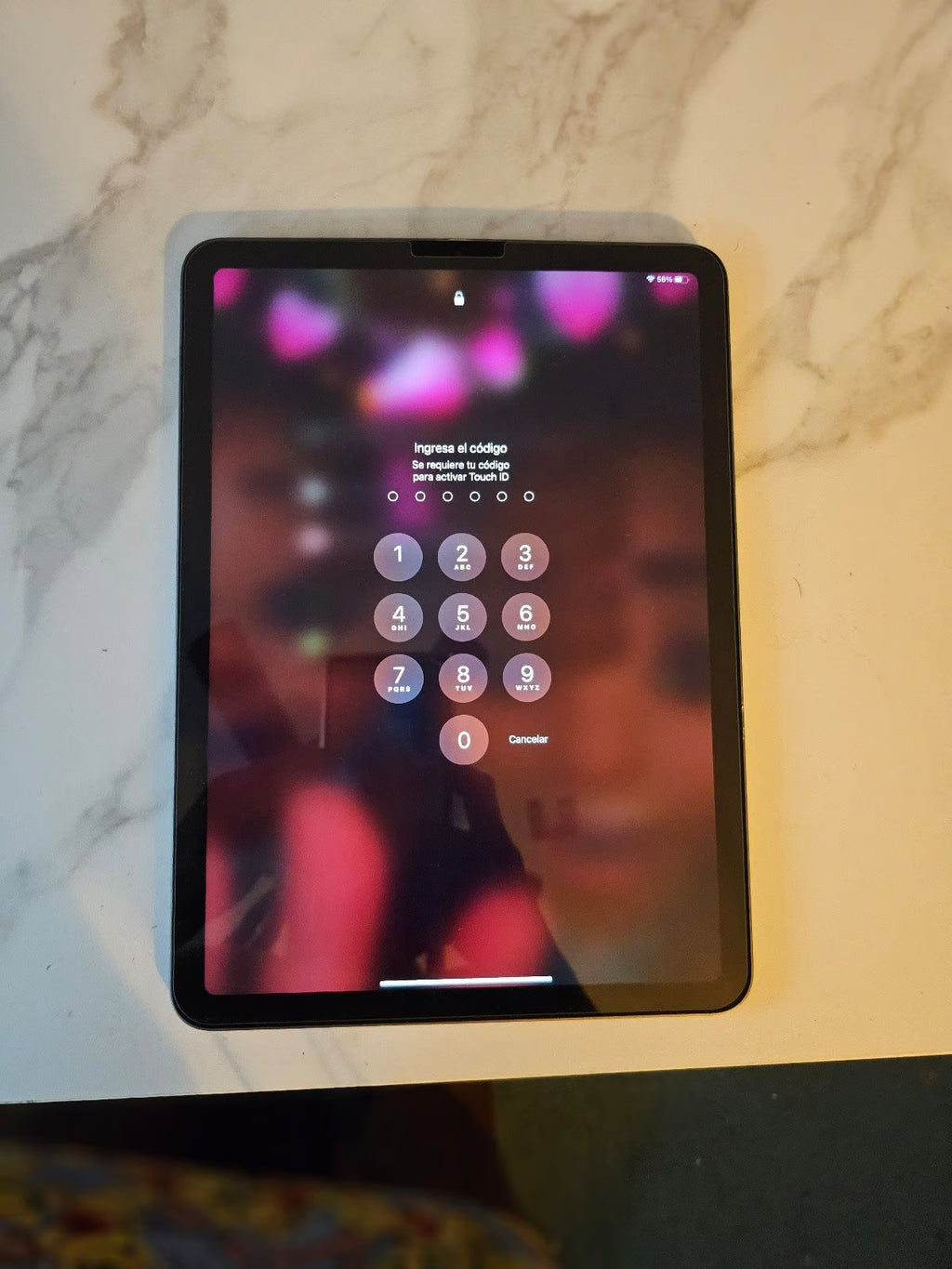 Apple iPad Air 4th Generation 64 GB 1W55