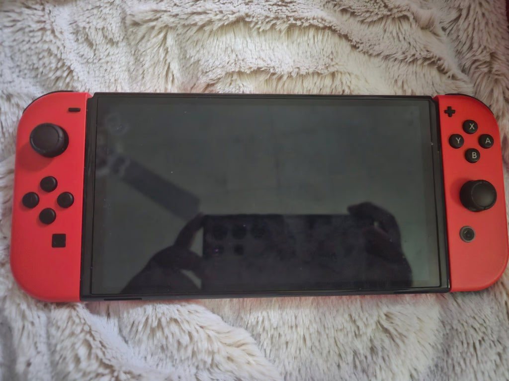Nintendo Switch - OLED Model: Mario Red Edition 8V95