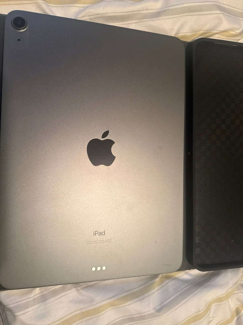 ipad air 4th generation 9N77