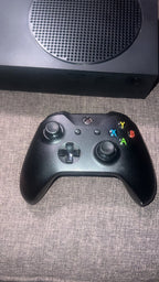 Xbox Series S (Black 1TB) 6P99