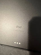 iPad Pro 12.9 inch 256GB (5th Generation) Wi-Fi + Cellular *Unlocked includes Sp 9K88