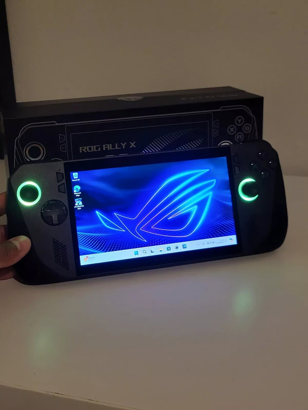 Asus ROG ALLY X 8Q53