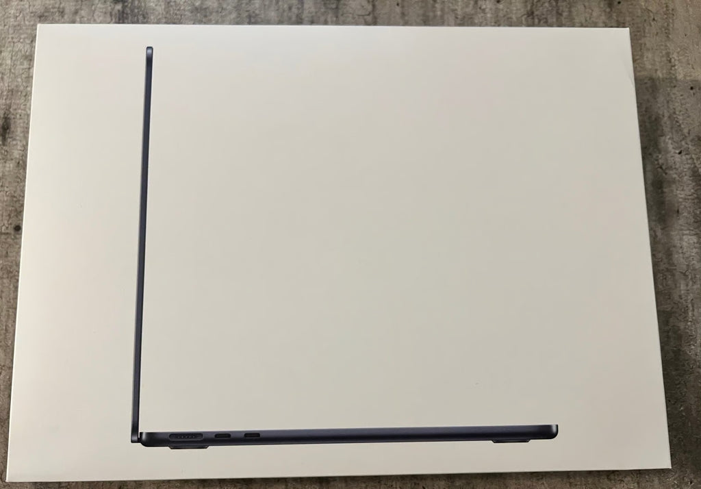 Apple MacBook Air with M2 chip 13-6 inch Bundle 2N32