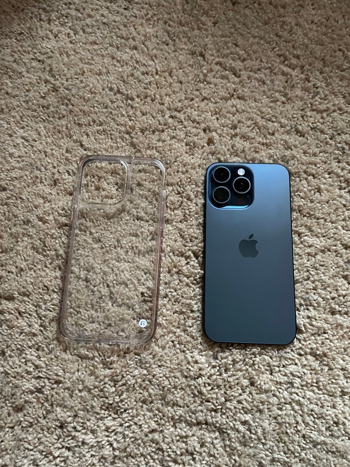 iphone 15 pro max phone unlocked 1O77