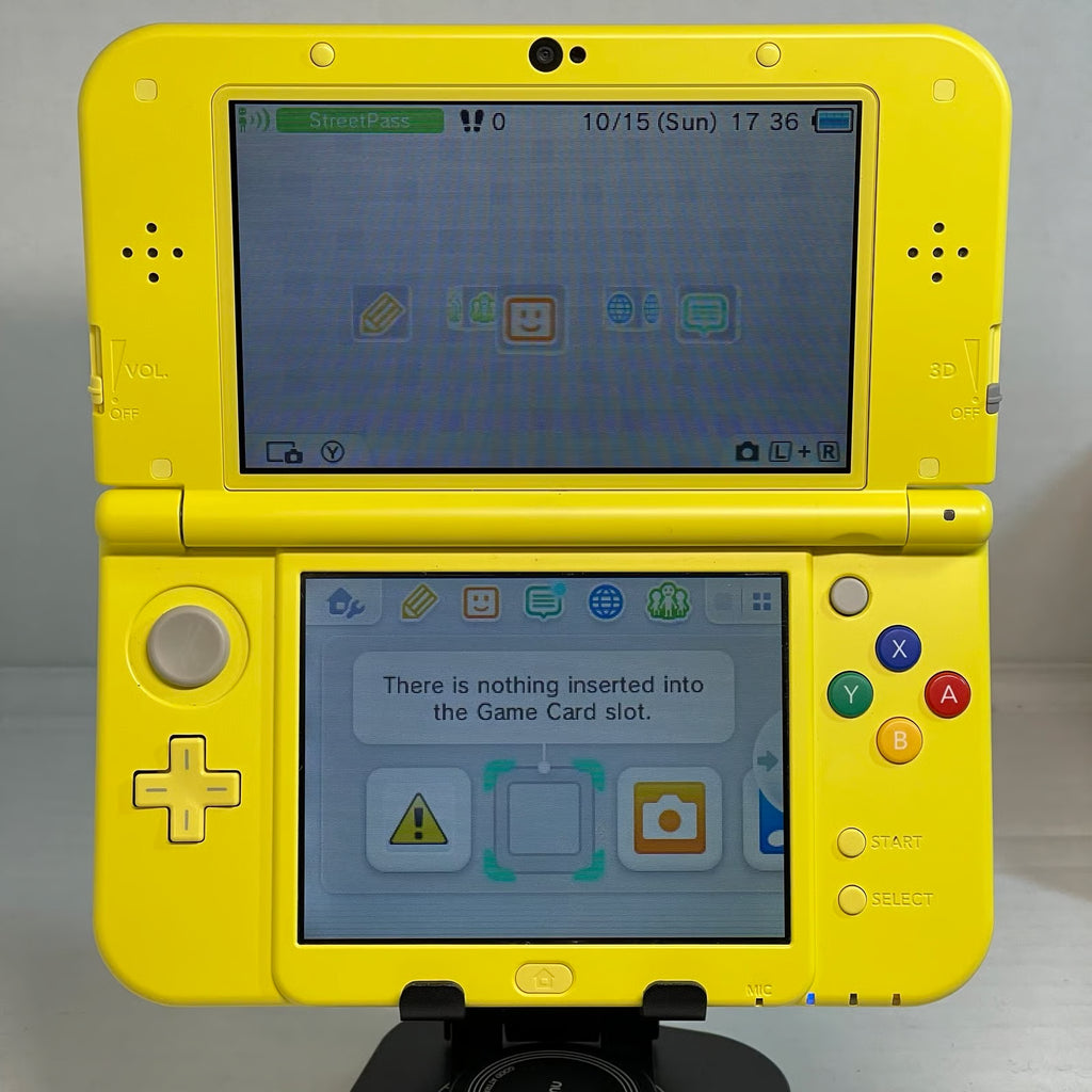 New Nintendo 3DS XL Pikachu in Yellow