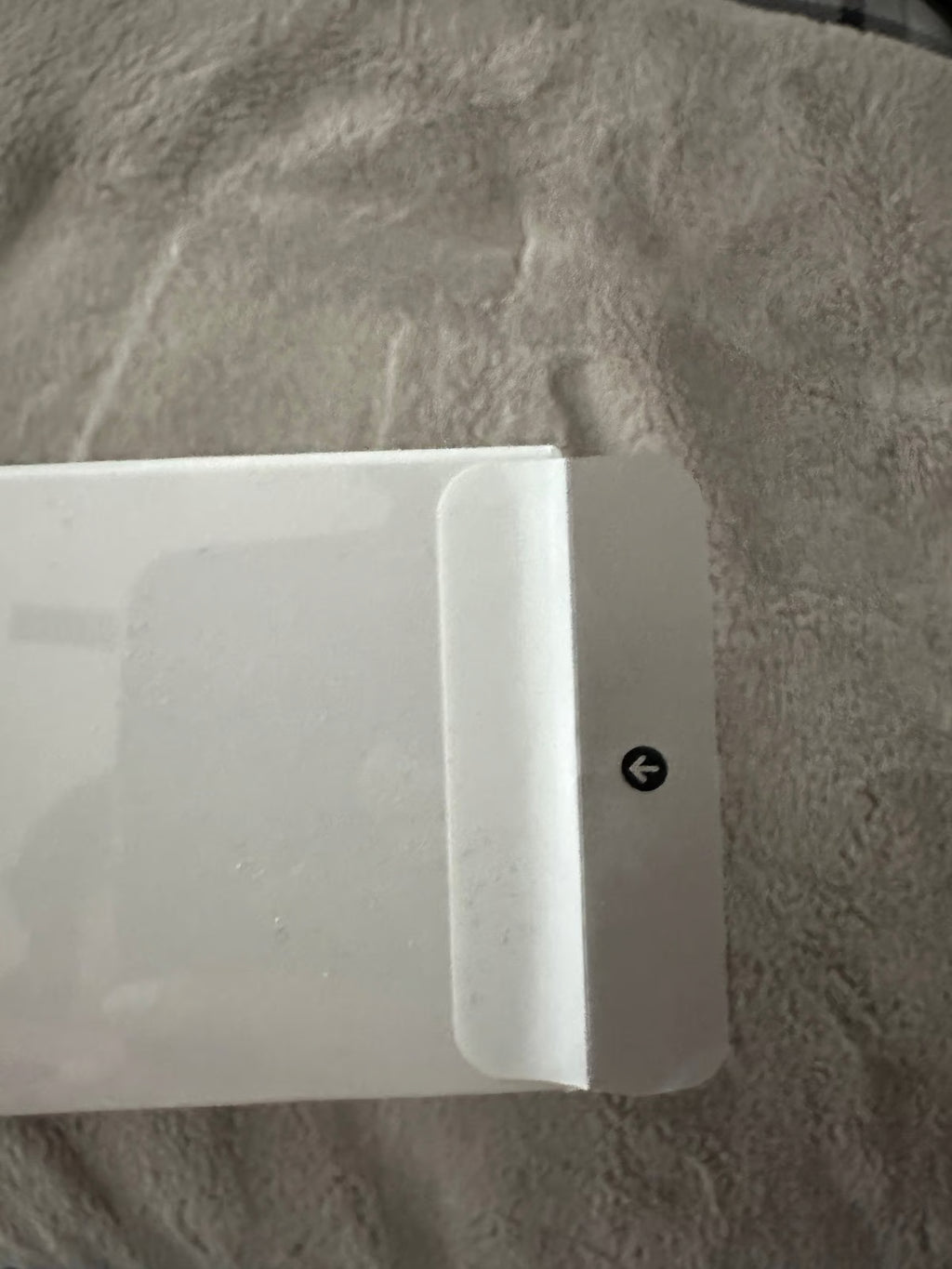 13鈥?MacBook Pro 2022 w/M2 chip 7L52