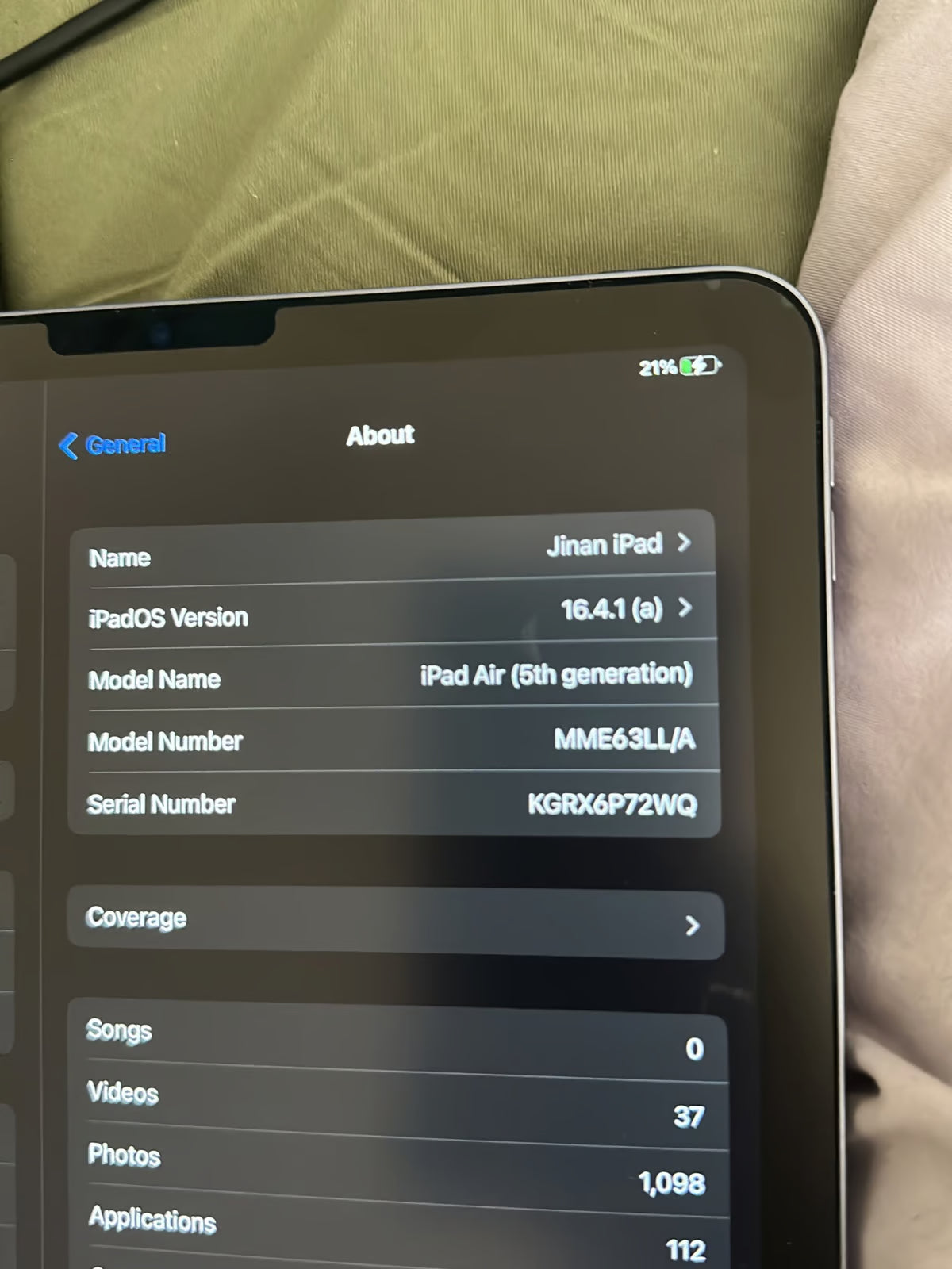 Apple iPad Air 5th Generation 256 GB and Apple Pencil 1K21