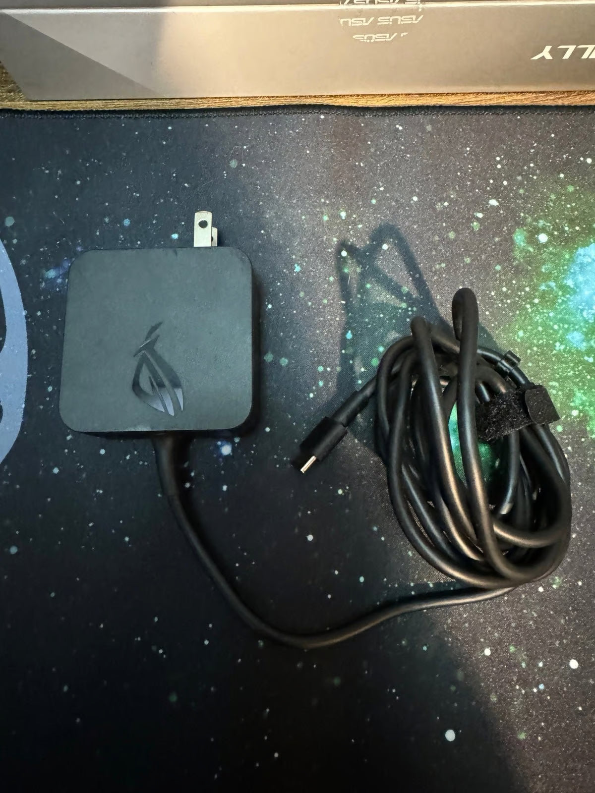 ASUS rog ally z1 extreme 8Y87