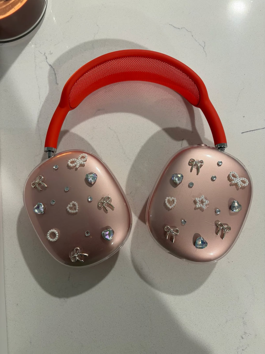 Airpods Max in pink 3P28
