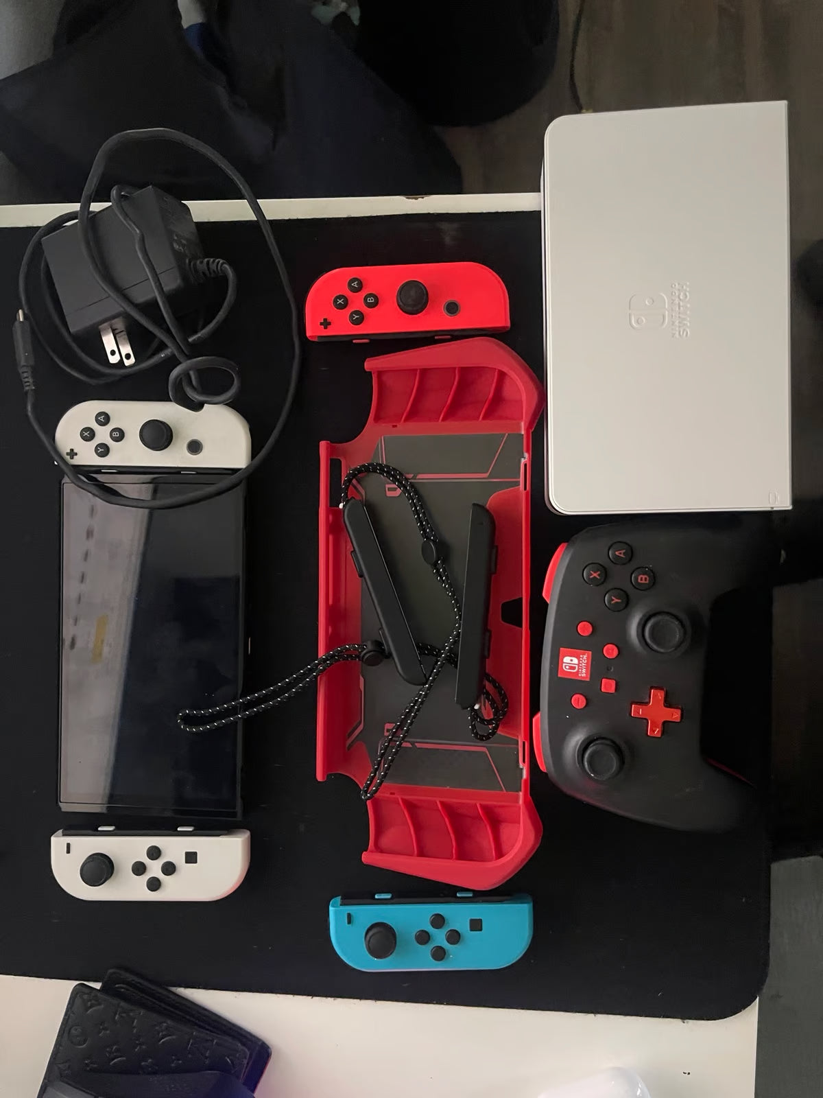 Nintendo switch oled 9Q79