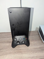 Xbox series x  and controller 8R98