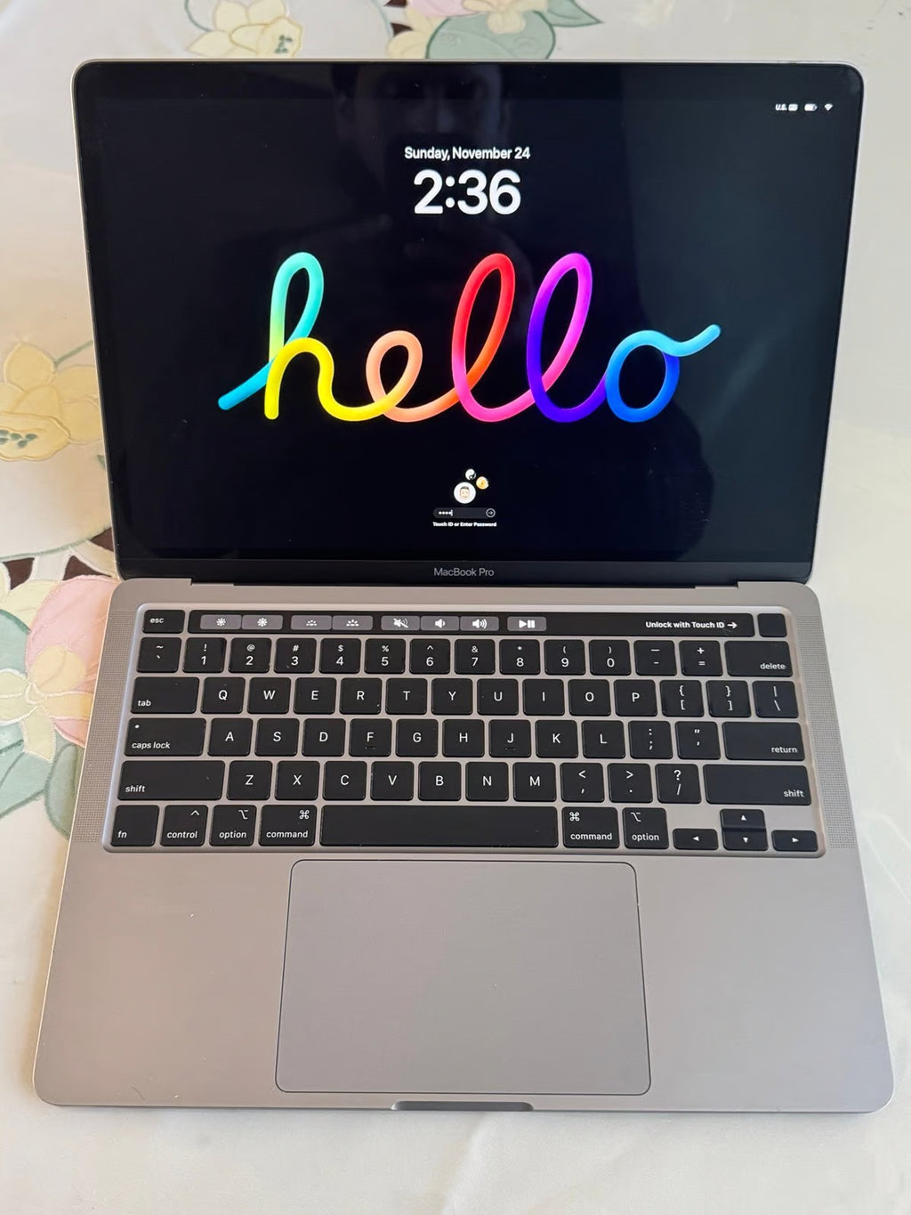 MacBook Pro 2020 Core i5 16GB 512GB 2J75