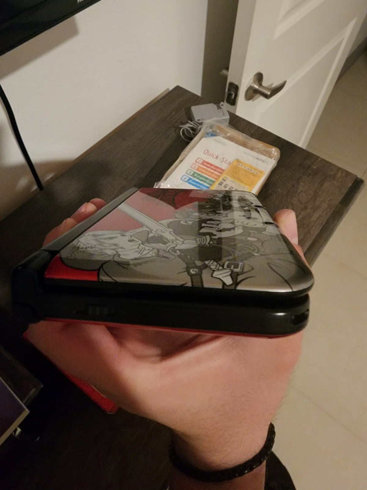 Nintendo 3DS XL Super Mario Bros. 2 in Red