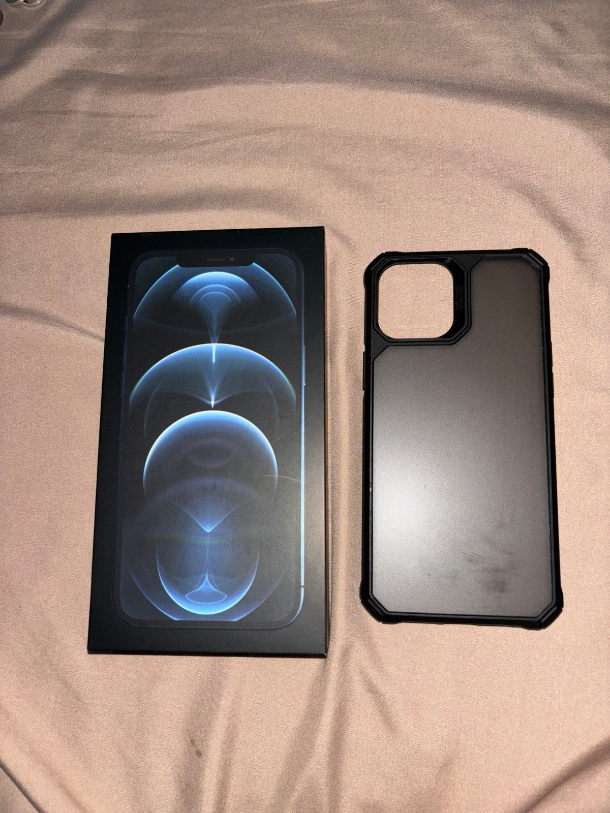 iphone 12 pro max phone unlocked 9G65