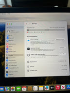 MacBook Pro 2020 13鈥?M1 w 8 G Memory* Charger included 6P37