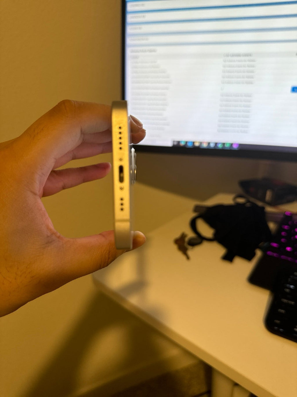 Apple iPhone 13 128 GB 7F76