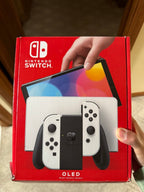 Nintendo Switch OLED console 1O29