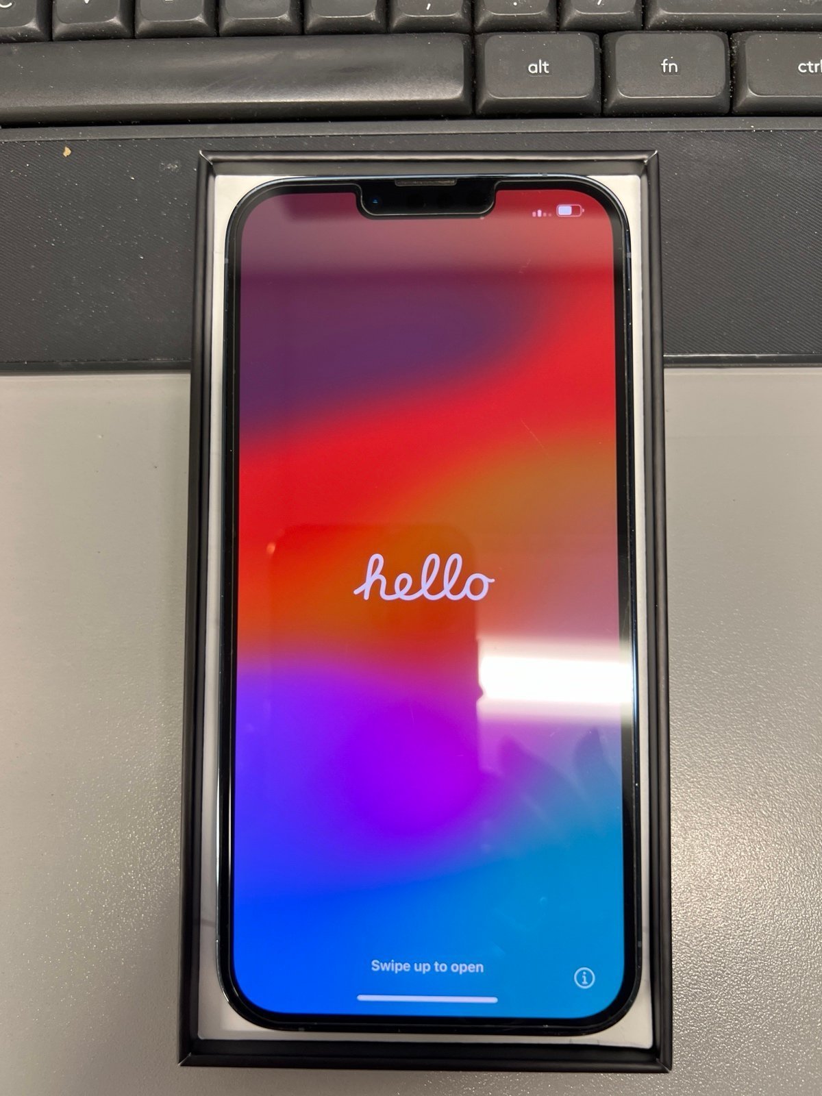 Apple iPhone 13 Pro Max 128 GB in Sierra Blue 9C59